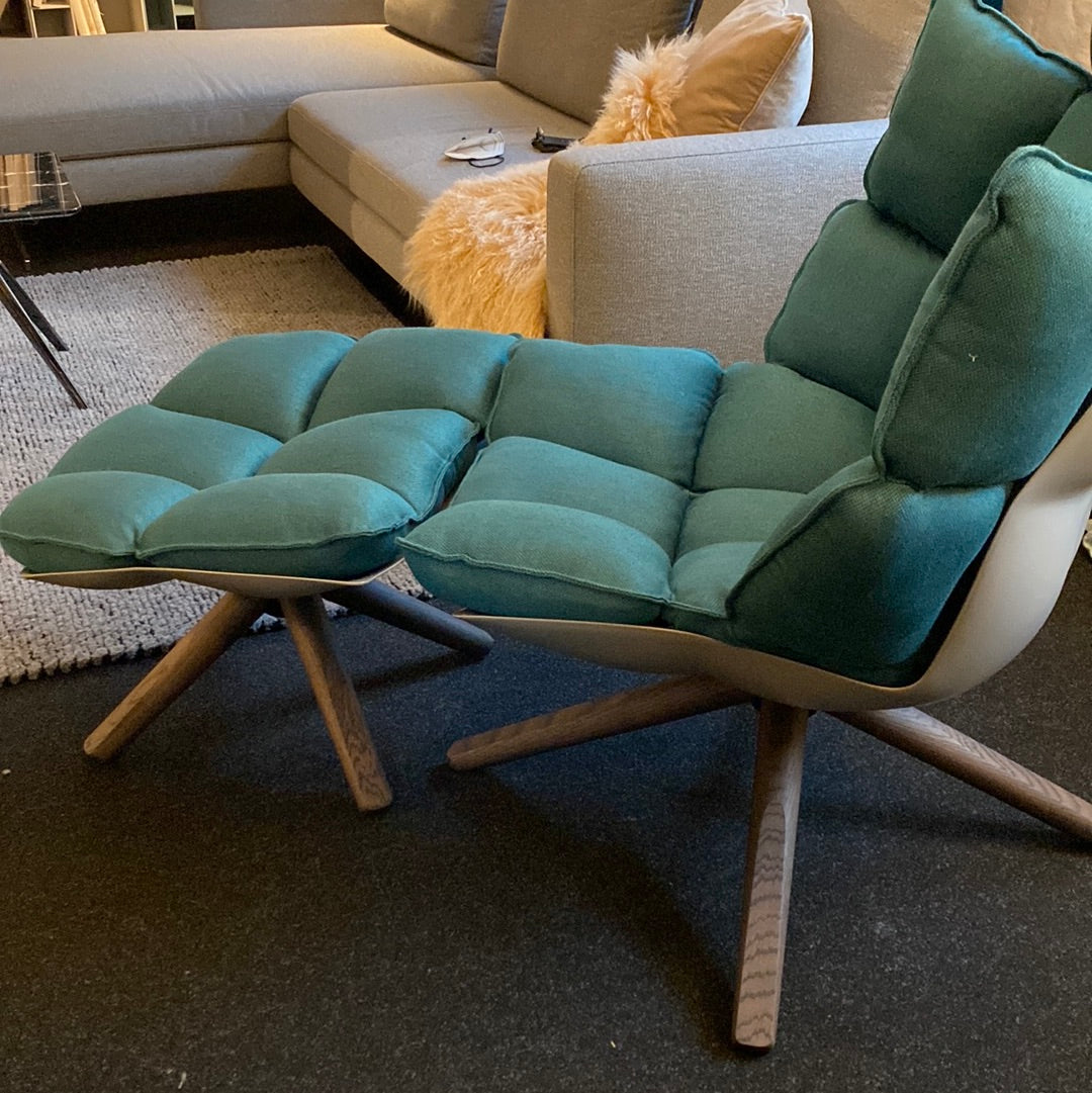 Sessel und Hocker Husk B&B Italia