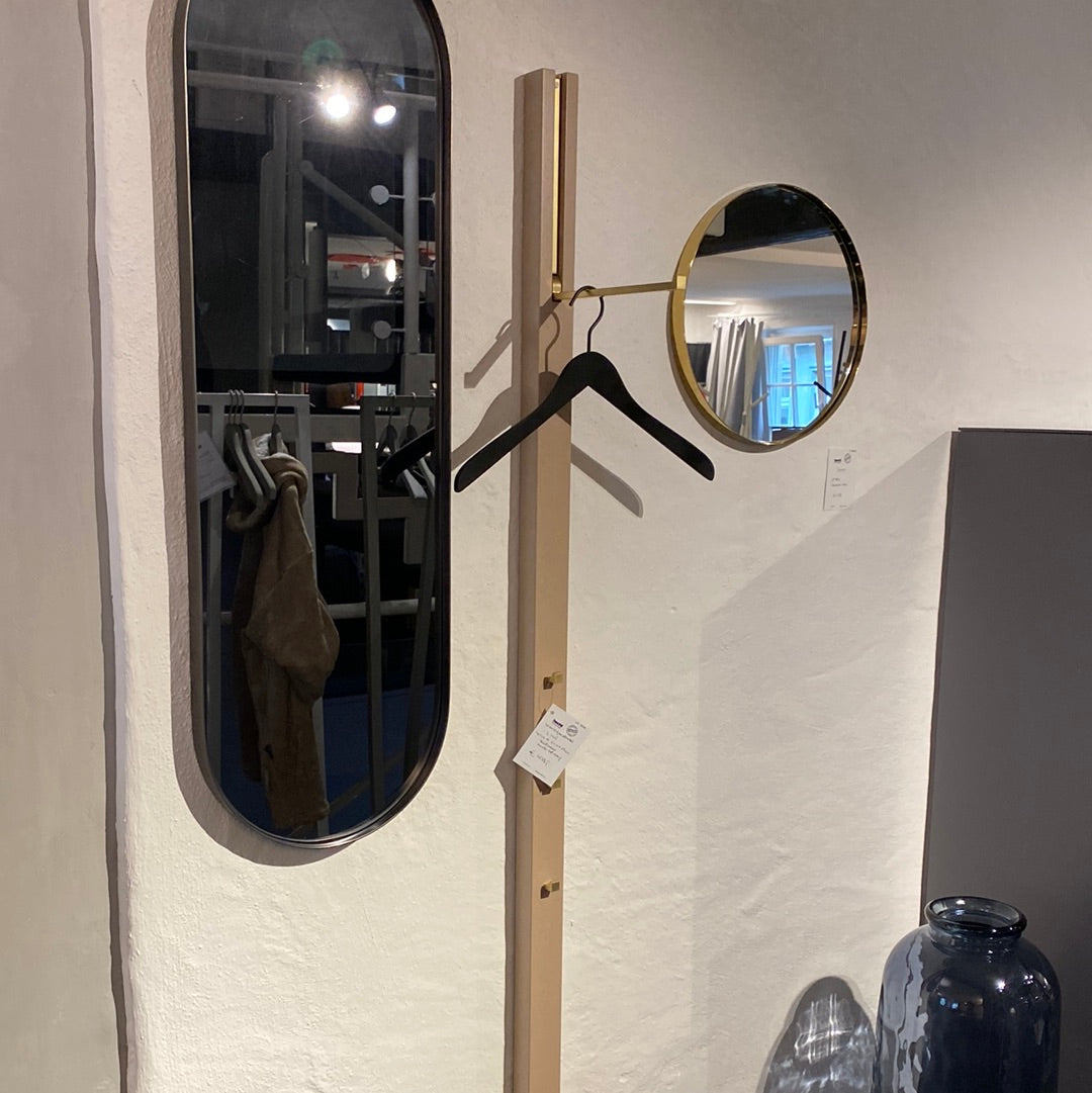 Wandgarderobe LINE von Schönbuch